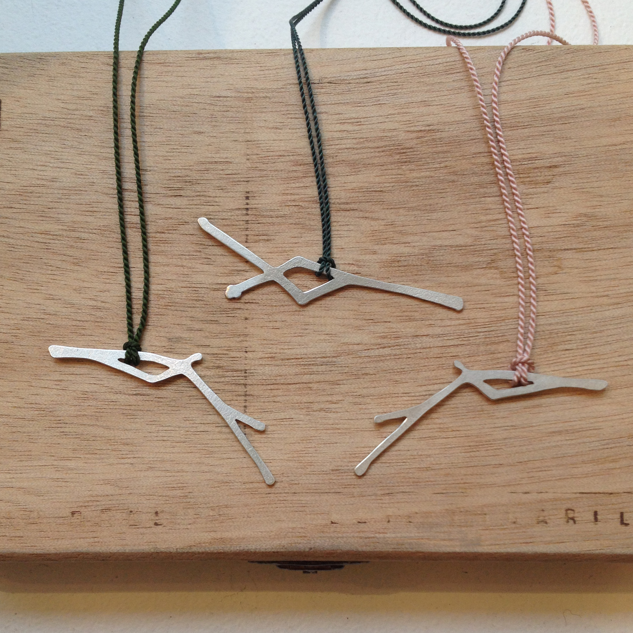 Makiami, necklace with silk thread