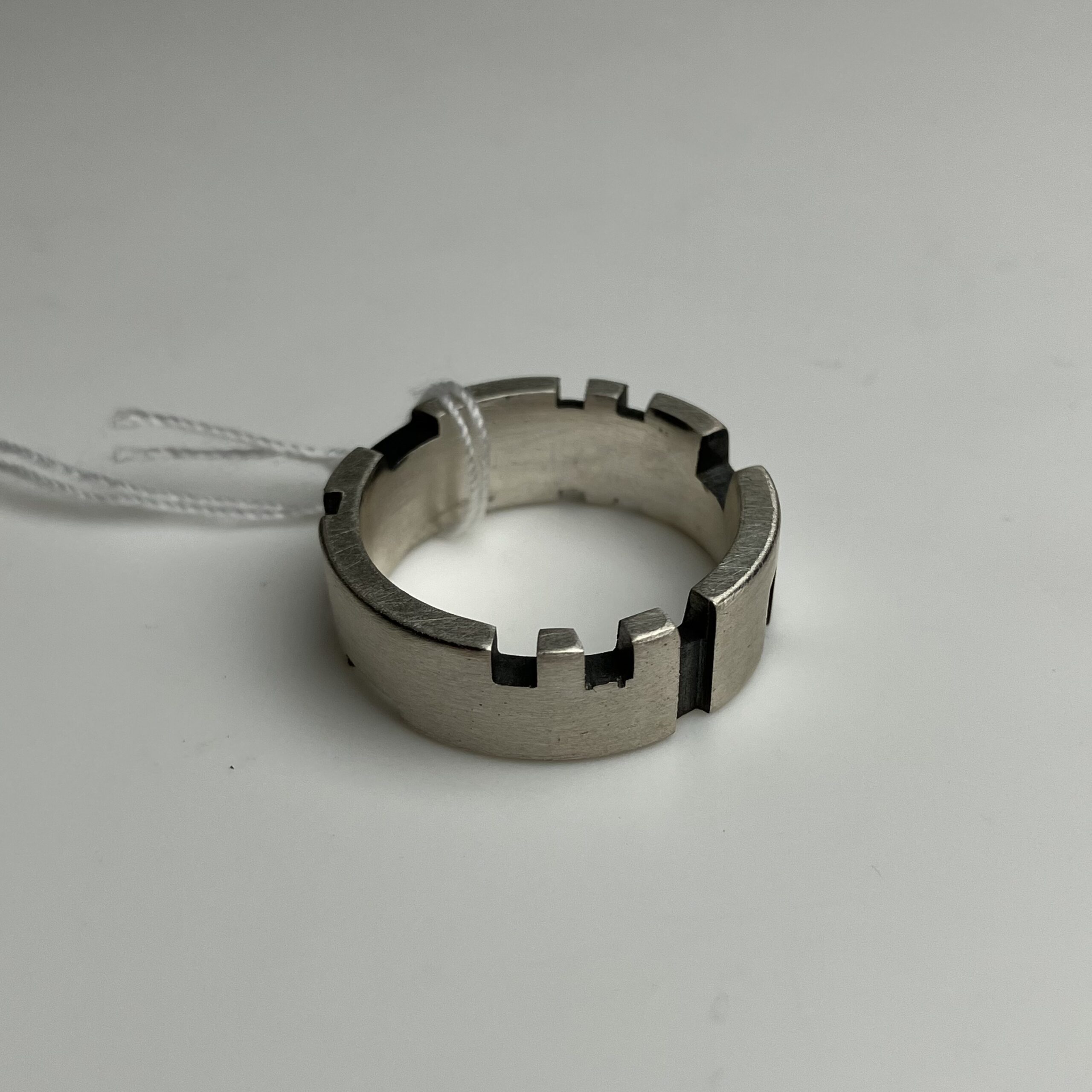 Ring silver