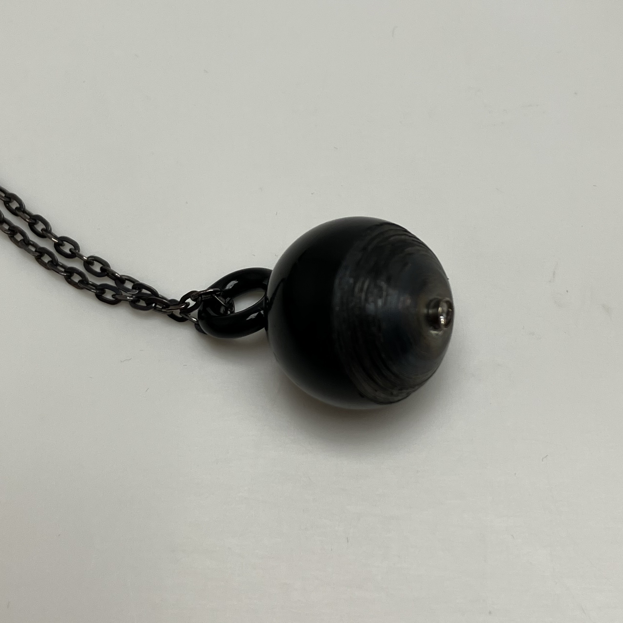 Halssmycke med diamant