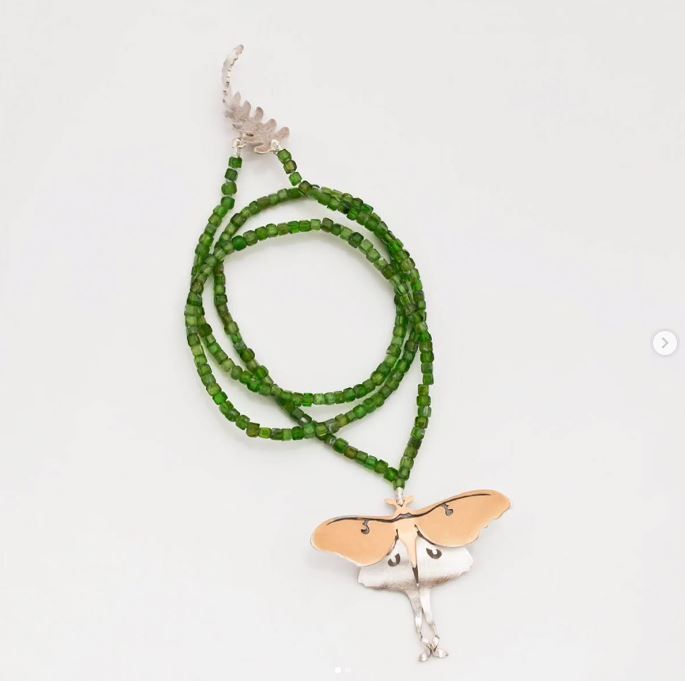 Halssmycke med kromdiopsid