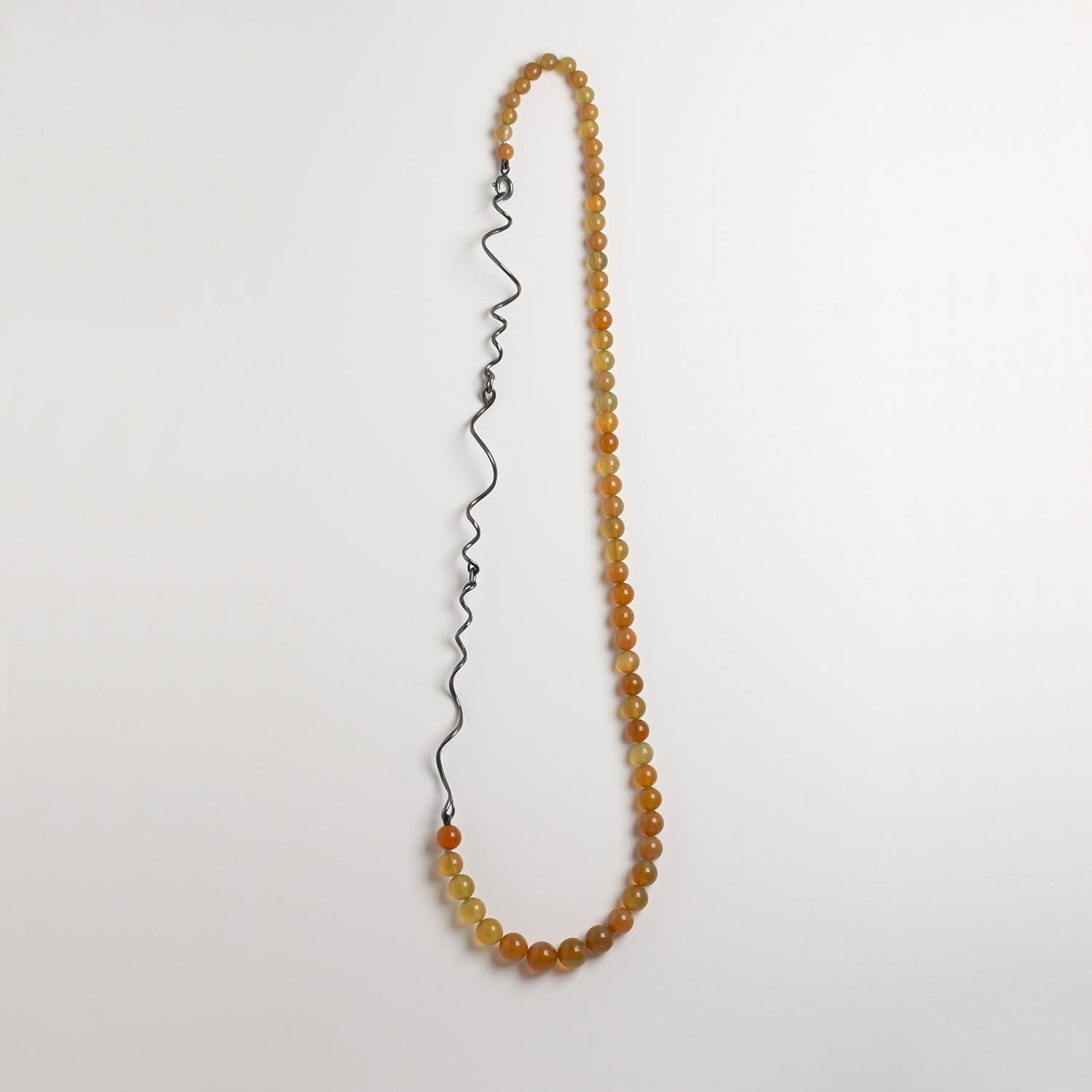 Halssmycke med karneoler