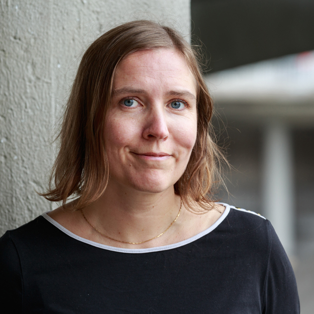 Klara Eriksson, silver och guldsmed.